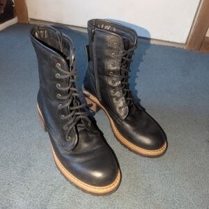 Bertuchi Spanish leather butter soft combat boots size 40 US 9 9.5